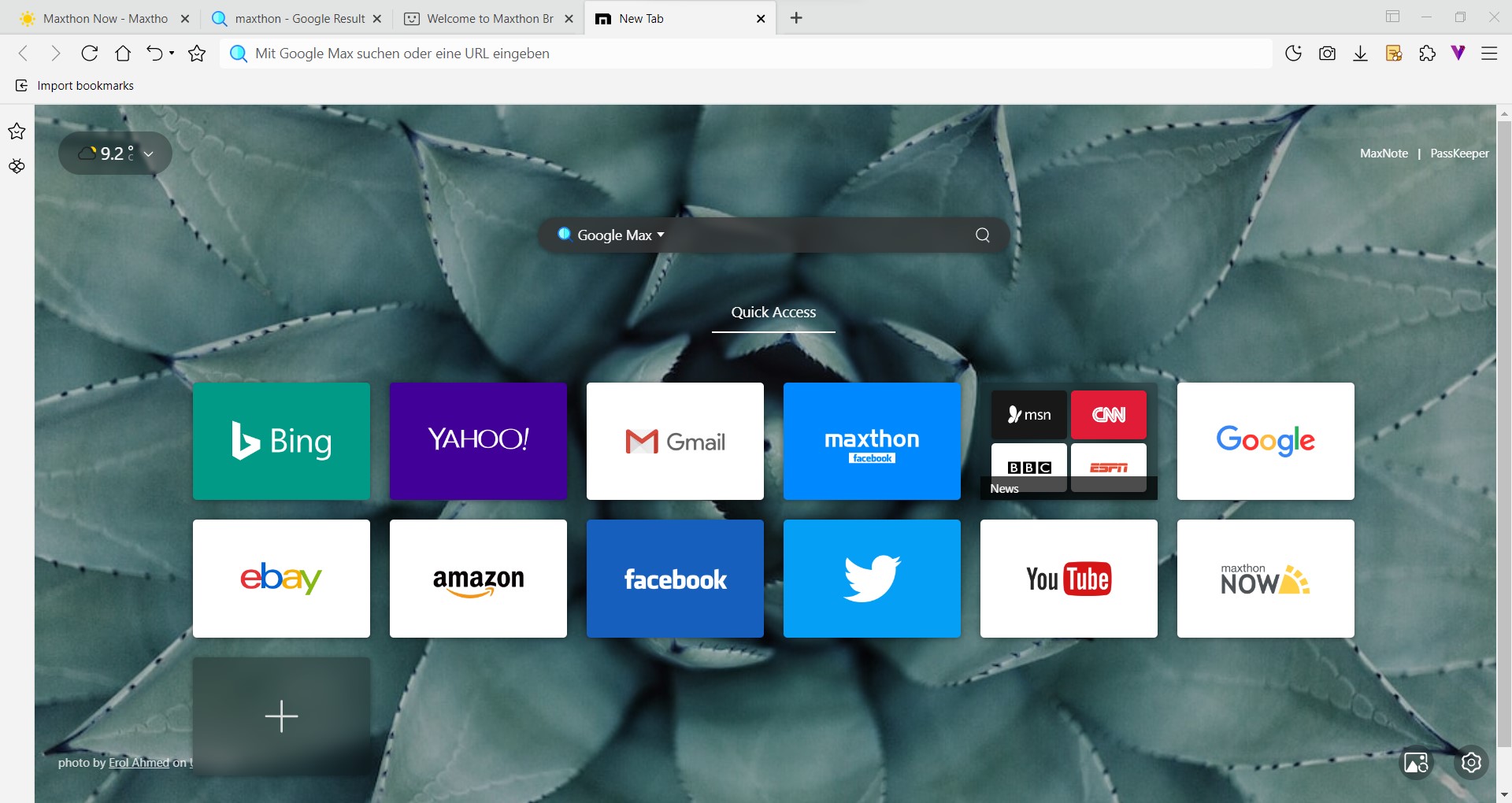 screenshot maxthon browser with background